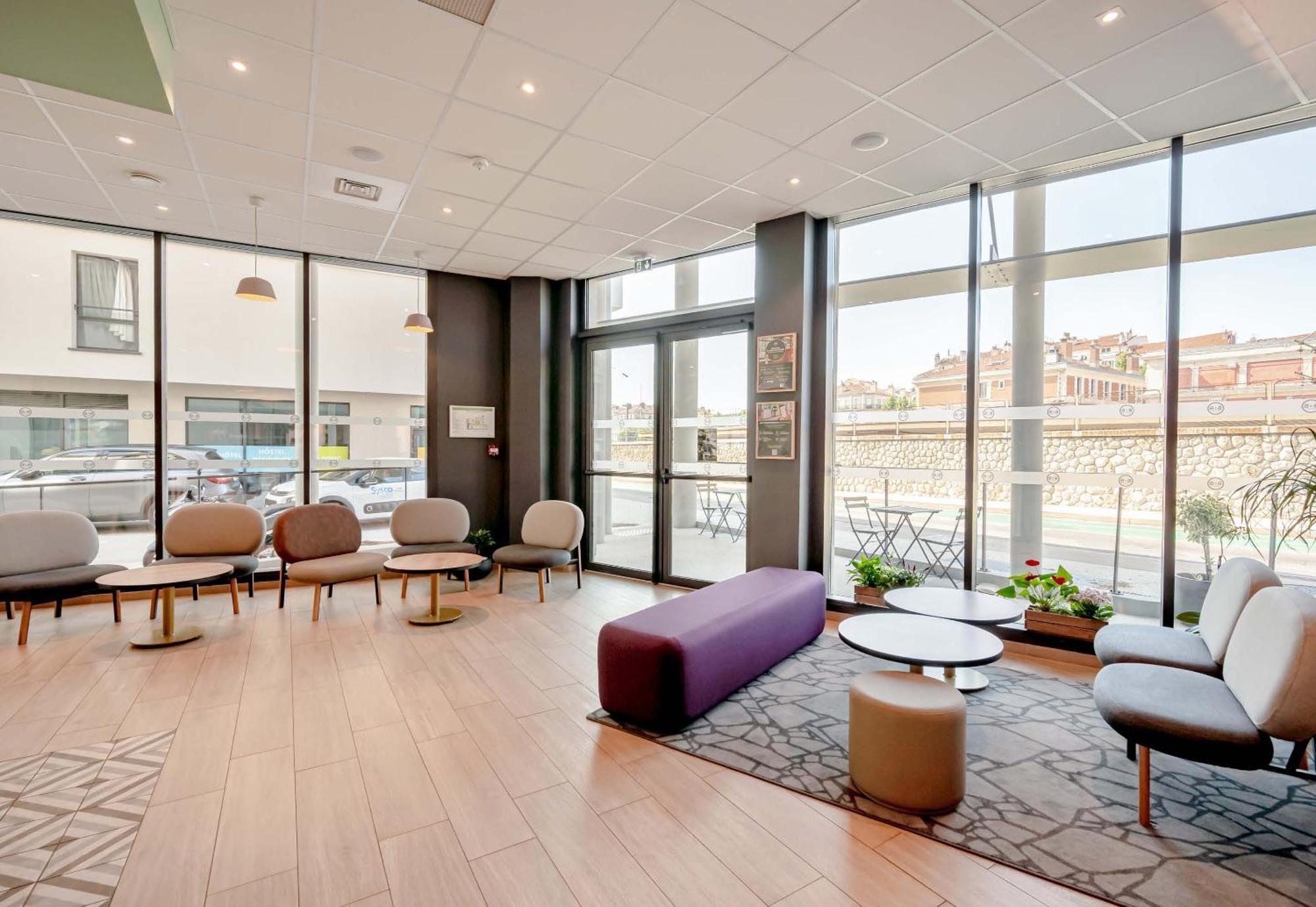 Centre Gare Hotel 3*
